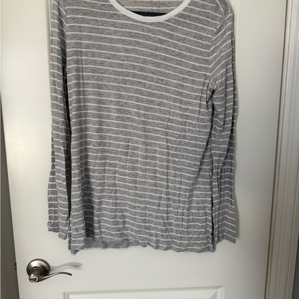 Athleta women’s Long Sleeve Gray Striped Tee